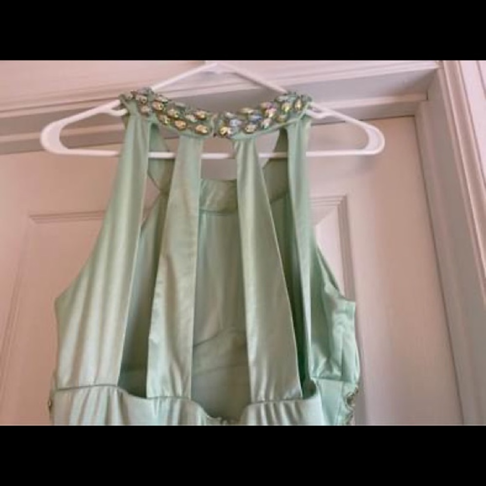 Prom/Formal Dress - Picture 4 of 6